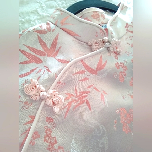 Asian Style Long Sleeve Satin Top - Picture 6 of 16